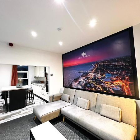 The Pier Suite Serviced Apartment Blackpool Exterior foto